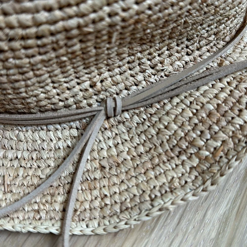 Caslon Hat - Picture 6 of 7